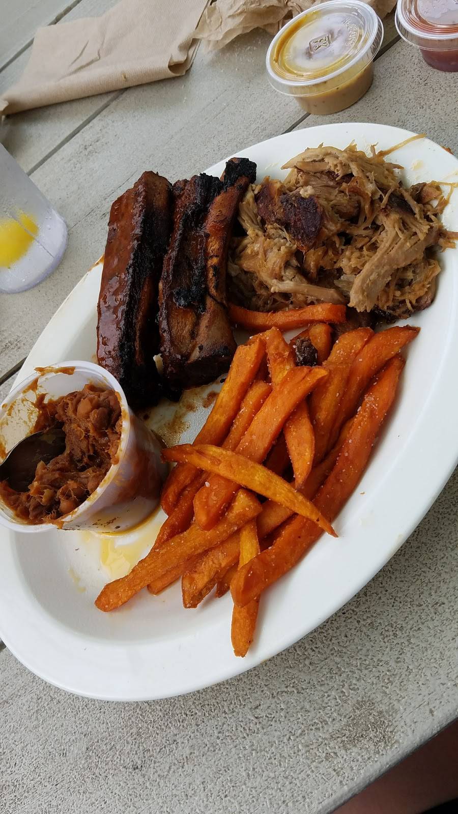 Creekside Taphouse | restaurant | 8 Beverly Rd, Asheville, NC 28805, USA | 8285752880 OR +1 828-575-2880