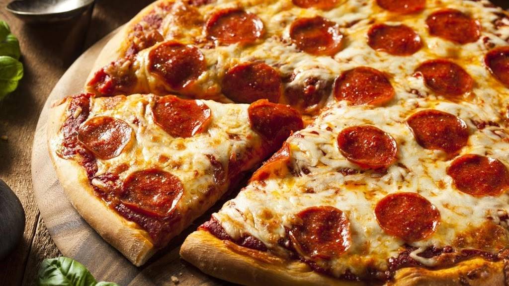 Salonika House Of Pizza | restaurant | 842 Kempton St, New Bedford, MA 02740, USA | 5089912120 OR +1 508-991-2120