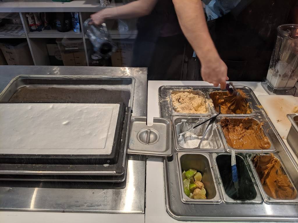 Backyard Bowls | restaurant | 8303 Beverly Blvd, Los Angeles, CA 90048, USA | 3237465404 OR +1 323-746-5404