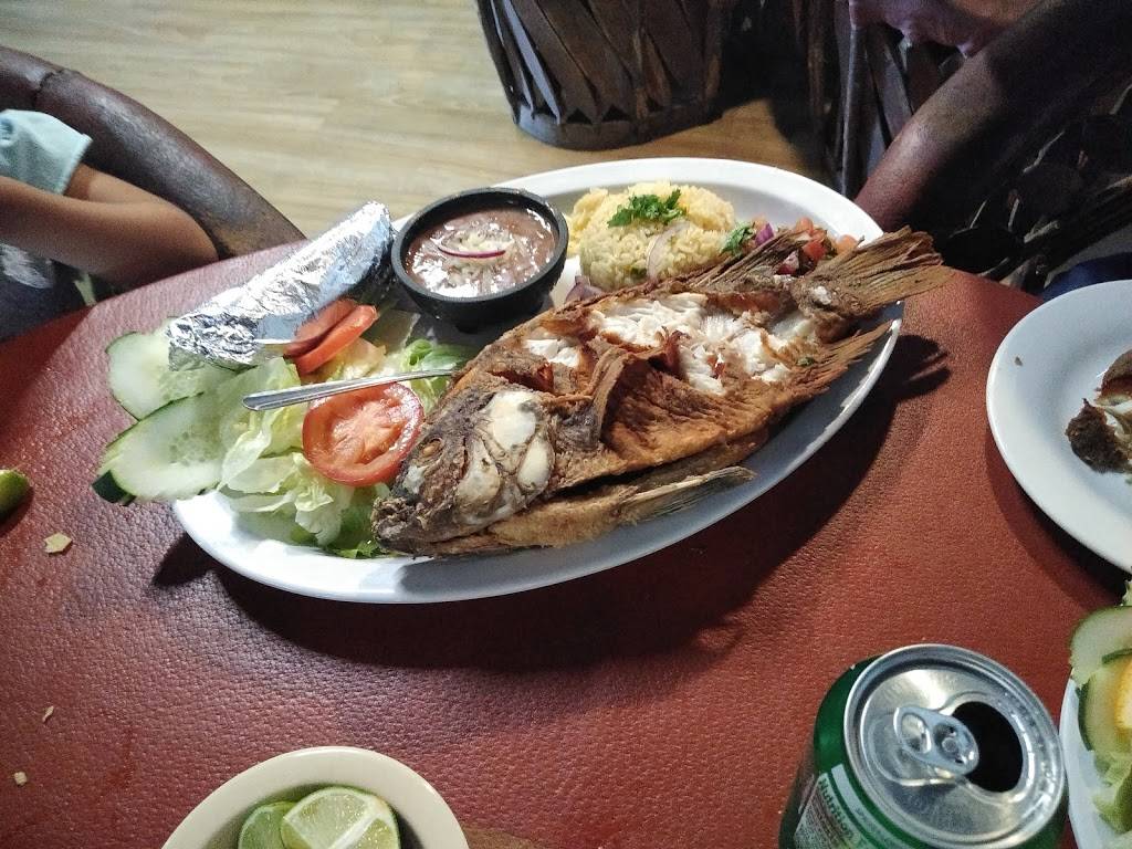 Mariscos Micheladas Mich | restaurant | 702 L St, Sanger, CA 93657, USA | 5598759100 OR +1 559-875-9100