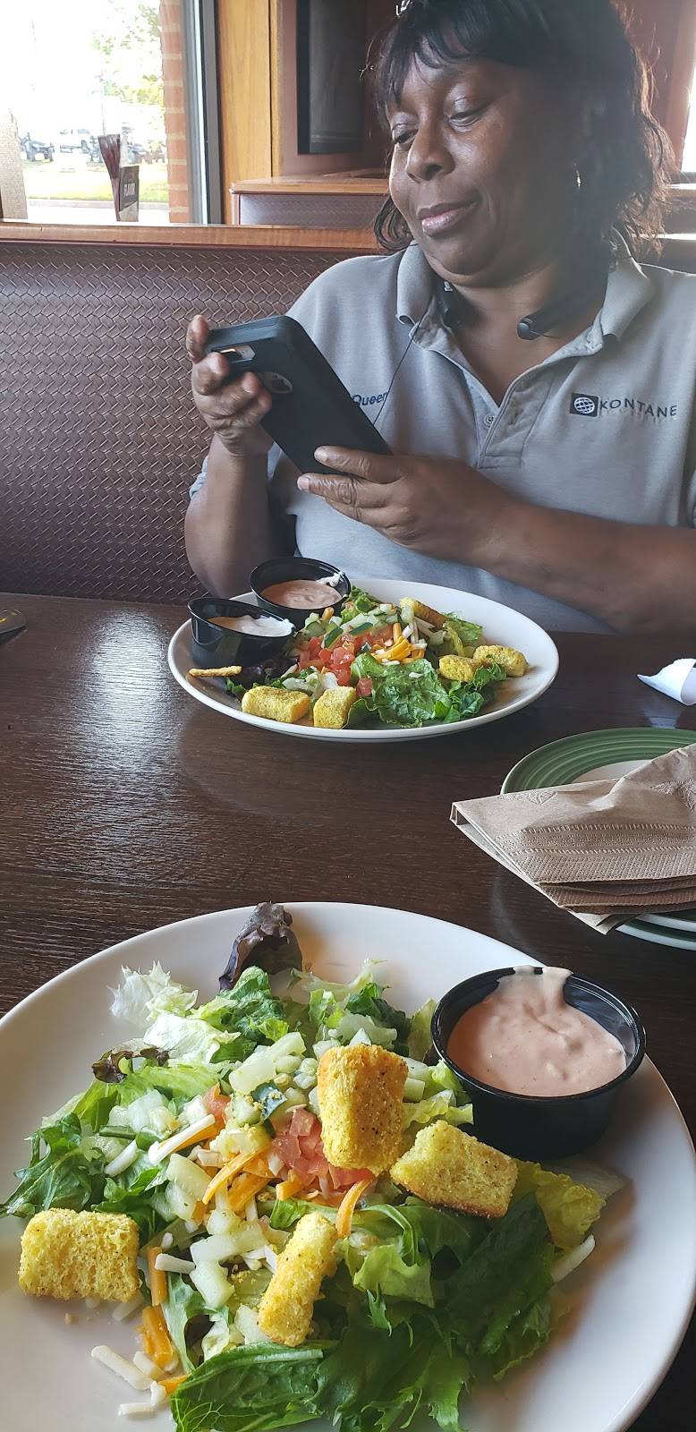 Applebees Grill + Bar | restaurant | 640 Rembert C Dennis Blvd, Moncks Corner, SC 29461, USA | 8437614545 OR +1 843-761-4545