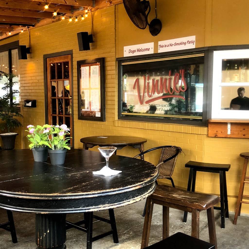 Vinnies Neighborhood Italian | restaurant | 641 Merrimon Ave, Asheville, NC 28804, USA | 8282531077 OR +1 828-253-1077