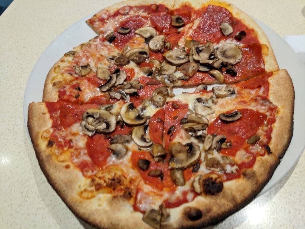 Brixx Wood Fired Pizza - Franklin | restaurant | 1550 W McEwen Dr #10, Franklin, TN 37067, USA | 6157717797 OR +1 615-771-7797