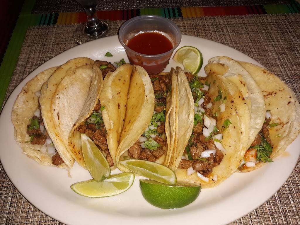 Mariscos Azteca Mexican Seafood Restaurant | restaurant | 1100 N Tuttle Ave #8, Sarasota, FL 34237, USA | 9412103873 OR +1 941-210-3873