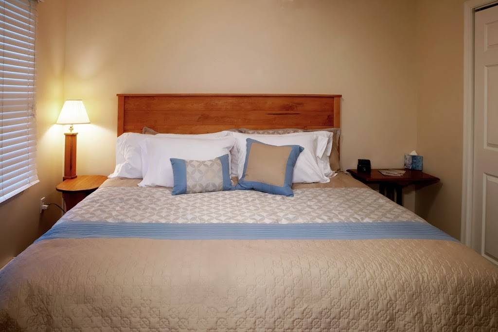 Nellysford Country Inn | restaurant | 3100 Berry Hill Rd, Nellysford, VA 22958, USA | 4343611459 OR +1 434-361-1459