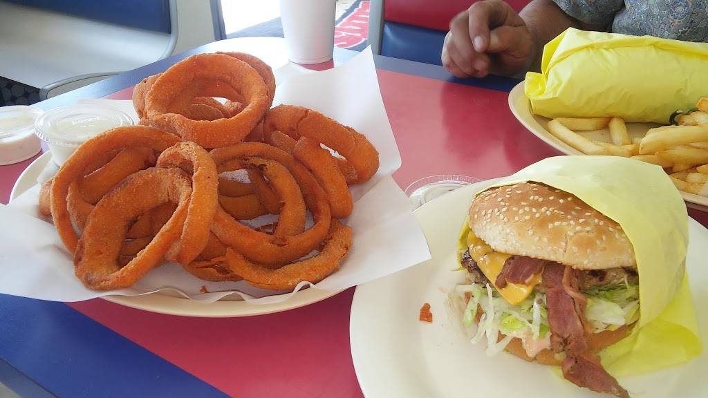 Tams Burgers | restaurant | 14939 Leffingwell Rd, Whittier, CA 90604, USA | 5629466834 OR +1 562-946-6834