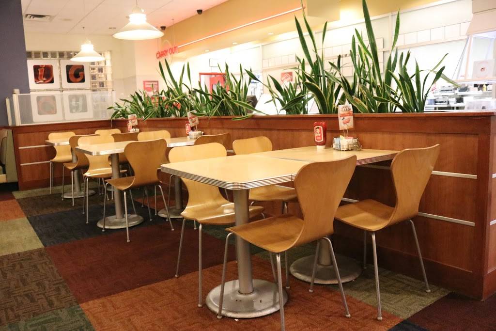 Frischs Big Boy | restaurant | 3226 Central Pkwy, Cincinnati, OH 45225, USA | 5135590555 OR +1 513-559-0555