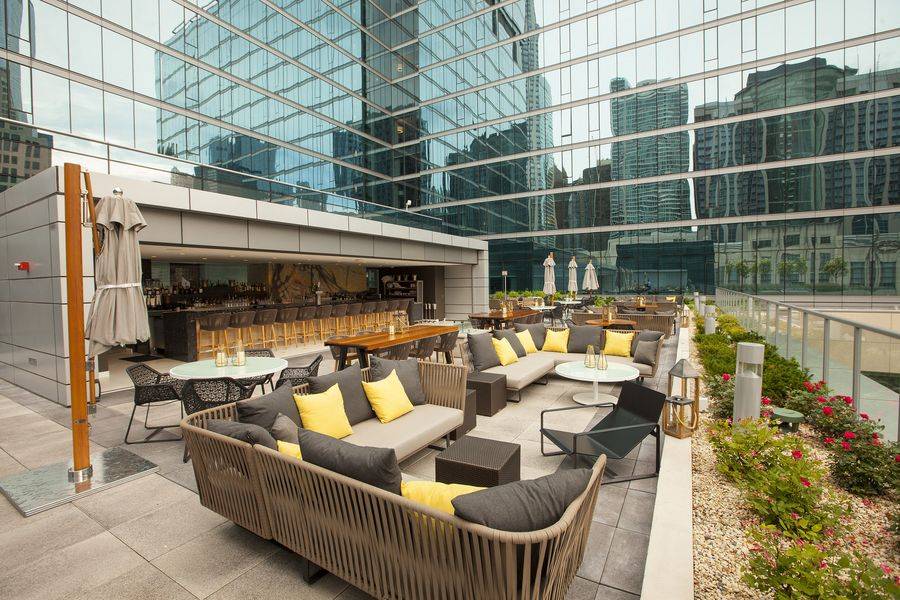 Streeterville Social | restaurant | 455 N Park Dr, Chicago, IL 60611, USA | 3128406617 OR +1 312-840-6617