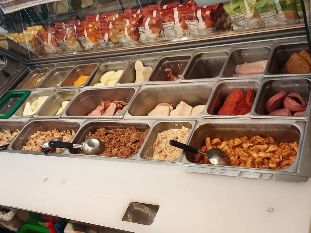 Subway | restaurant | 6464 Northwest Hwy, Dallas, TX 75214, USA | 2148909898 OR +1 214-890-9898