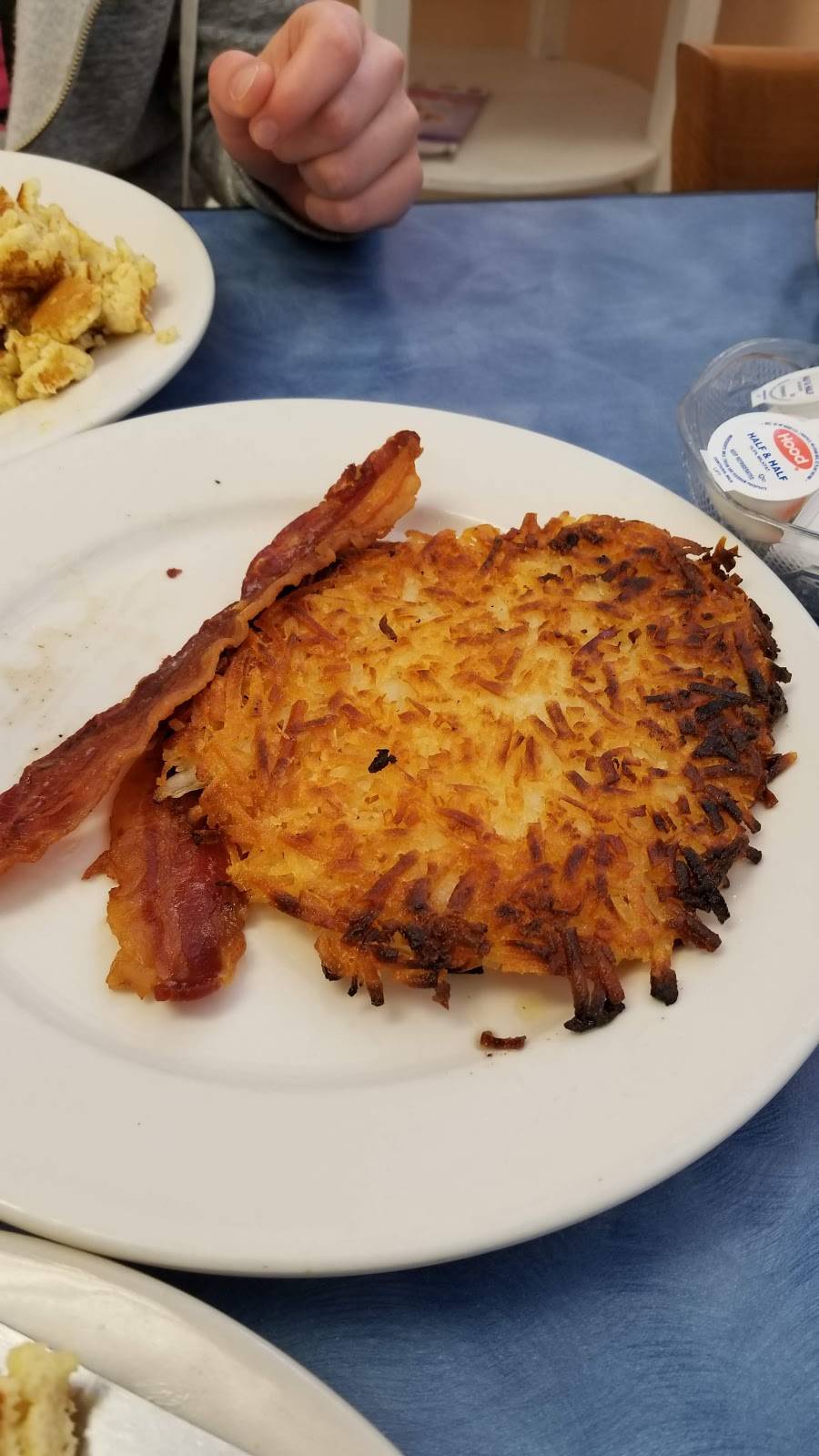 Jrs Diner | restaurant | 2830, 296 Main St, Milford, MA 01757, USA | 5086349200 OR +1 508-634-9200