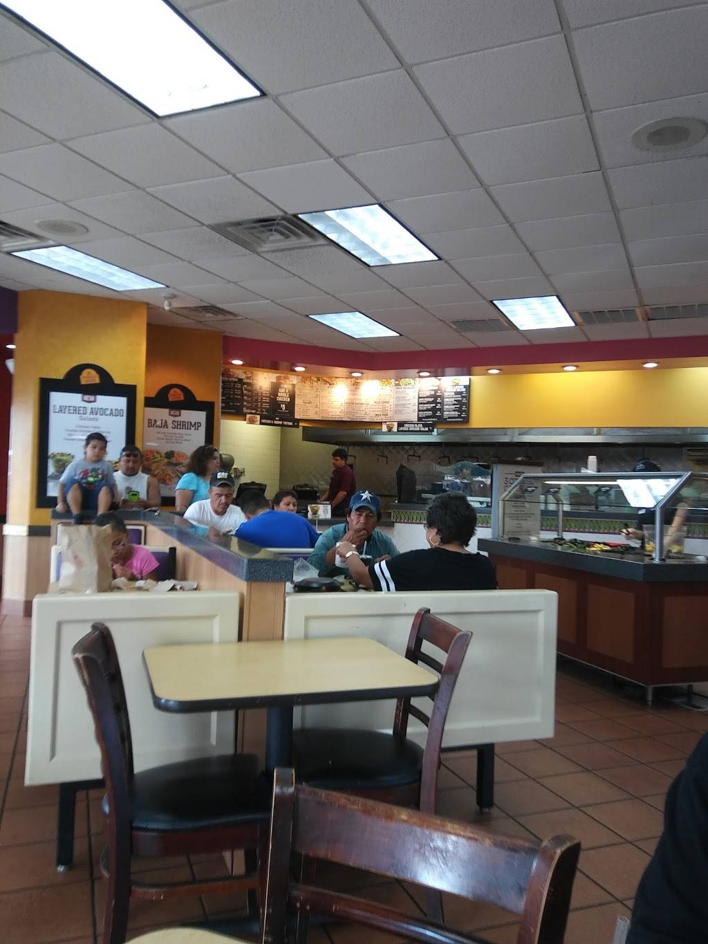 El Pollo Loco | restaurant | 4645 W Commerce St, San Antonio, TX 78237, USA | 2107097451 OR +1 210-709-7451
