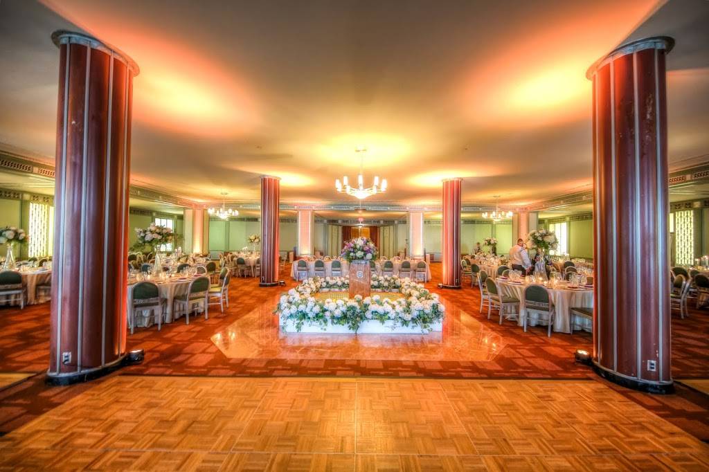 The Silver Grille | restaurant | Cleveland, OH 44113, USA | 2166231300 OR +1 216-623-1300