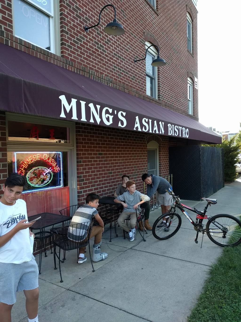 Ming Asian Bistro | restaurant | 5565, 251 Market St W, Gaithersburg, MD 20878, USA | 3019772222 OR +1 301-977-2222