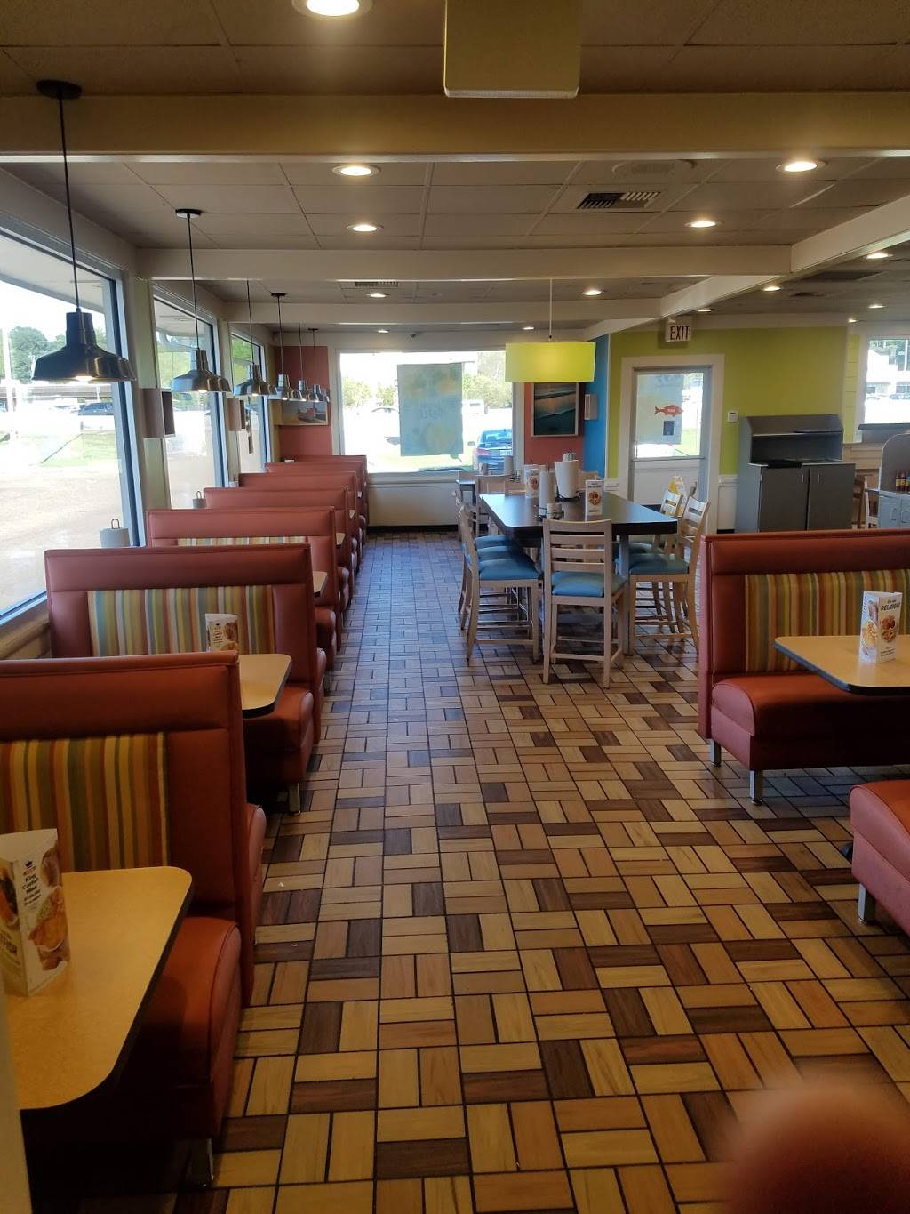 Captain Ds | restaurant | 5365 Interstate 55 North Frontage Rd, Jackson, MS 39206, USA | 6019824286 OR +1 601-982-4286