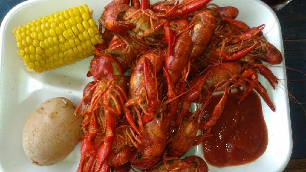 Cooter Browns Saloon | restaurant | 11881 Bandera Rd, Helotes, TX 78023, USA | 2104305375 OR +1 210-430-5375