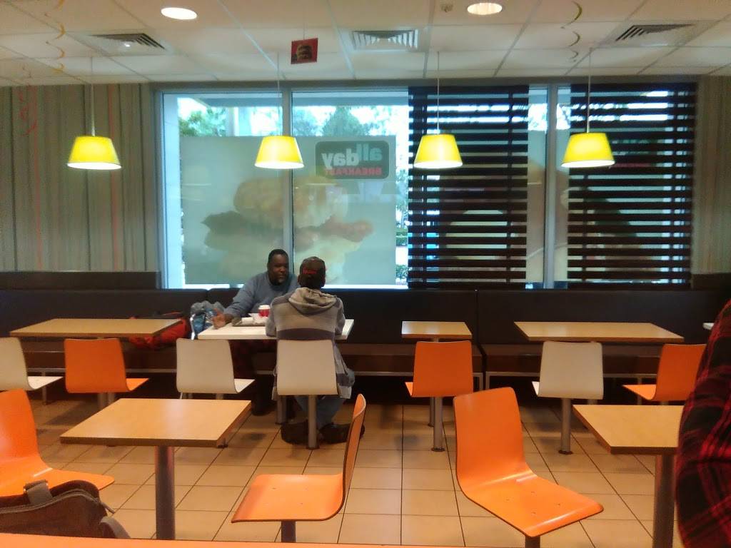McDonalds | cafe | 27 W Broward Blvd, Fort Lauderdale, FL 33301, USA | 9544637393 OR +1 954-463-7393