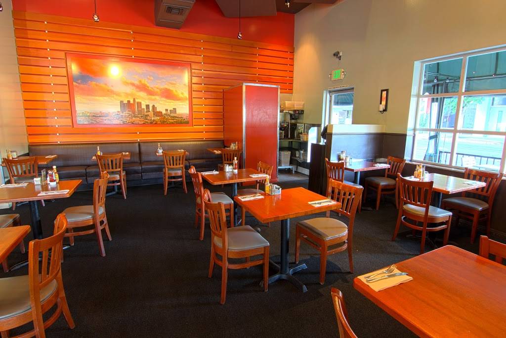 Hugos Restaurant | restaurant | 8401 Santa Monica Blvd, West Hollywood, CA 90069, USA | 3236543993 OR +1 323-654-3993