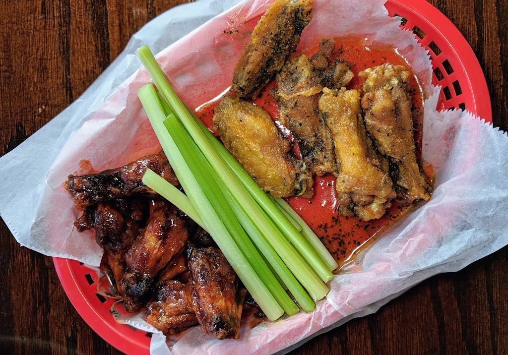 J.R. Crickets on Main St | restaurant | 3529 Main St, College Park, GA 30337, USA | 4042055174 OR +1 404-205-5174