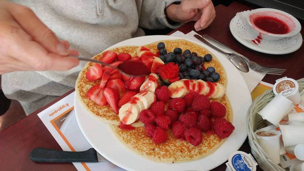 Eggsquis | restaurant | 234 Rue St-Charles, Sainte-Thérèse, QC J7E 2B4, Canada | 4504350444 OR +1 450-435-0444