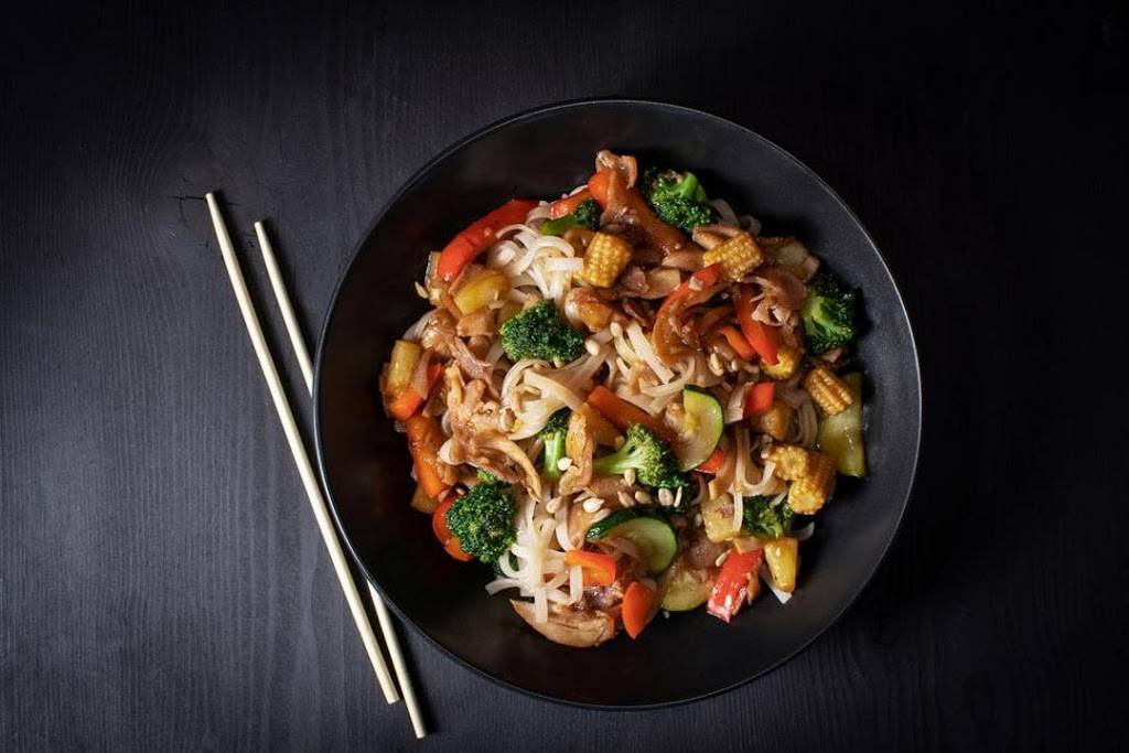 HuHot Mongolian Grill | restaurant | 4530 Rib Mountain Dr, Wausau, WI 54401, USA | 7152985517 OR +1 715-298-5517