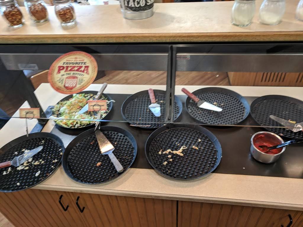 Pizza Ranch | meal delivery | 505 E Oak St, Monticello, IA 52310, USA | 3194656000 OR +1 319-465-6000