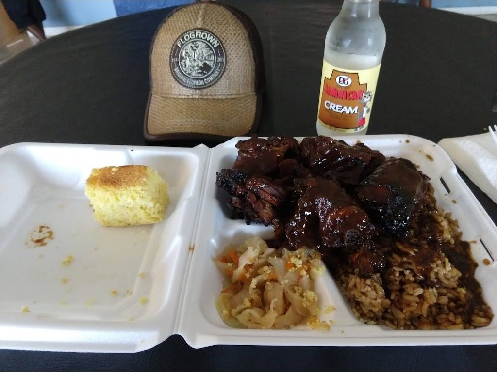 Spice Caribbean Bar & Grille | restaurant | 3380 Dr Martin Luther King Jr Blvd, Fort Myers, FL 33916, USA | 2393325745 OR +1 239-332-5745