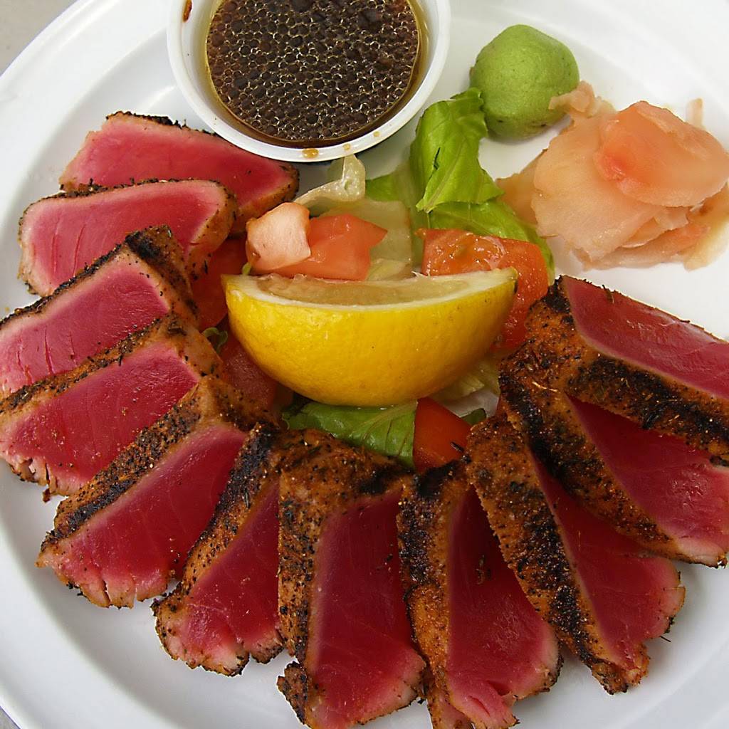 Jazzys Mainely Lobster-Seafood | restaurant | 210 N Orlando Ave, Cocoa Beach, FL 32931, USA | 3216133993 OR +1 321-613-3993