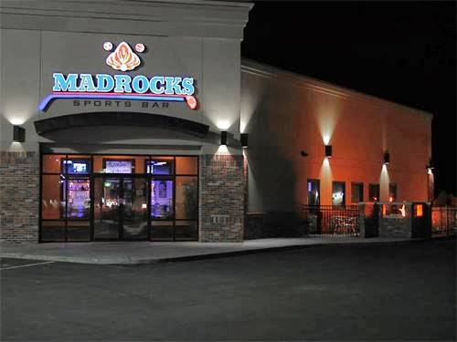 Madrocks Restaurant & Sports Bar | restaurant | 1821 E Madison Ave #100, Derby, KS 67037, USA | 3164257632 OR +1 316-425-7632