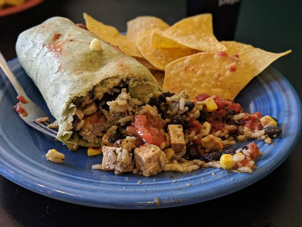 Black Bear Burritos | restaurant | 132 Pleasant St, Morgantown, WV 26505, USA | 3042968696 OR +1 304-296-8696