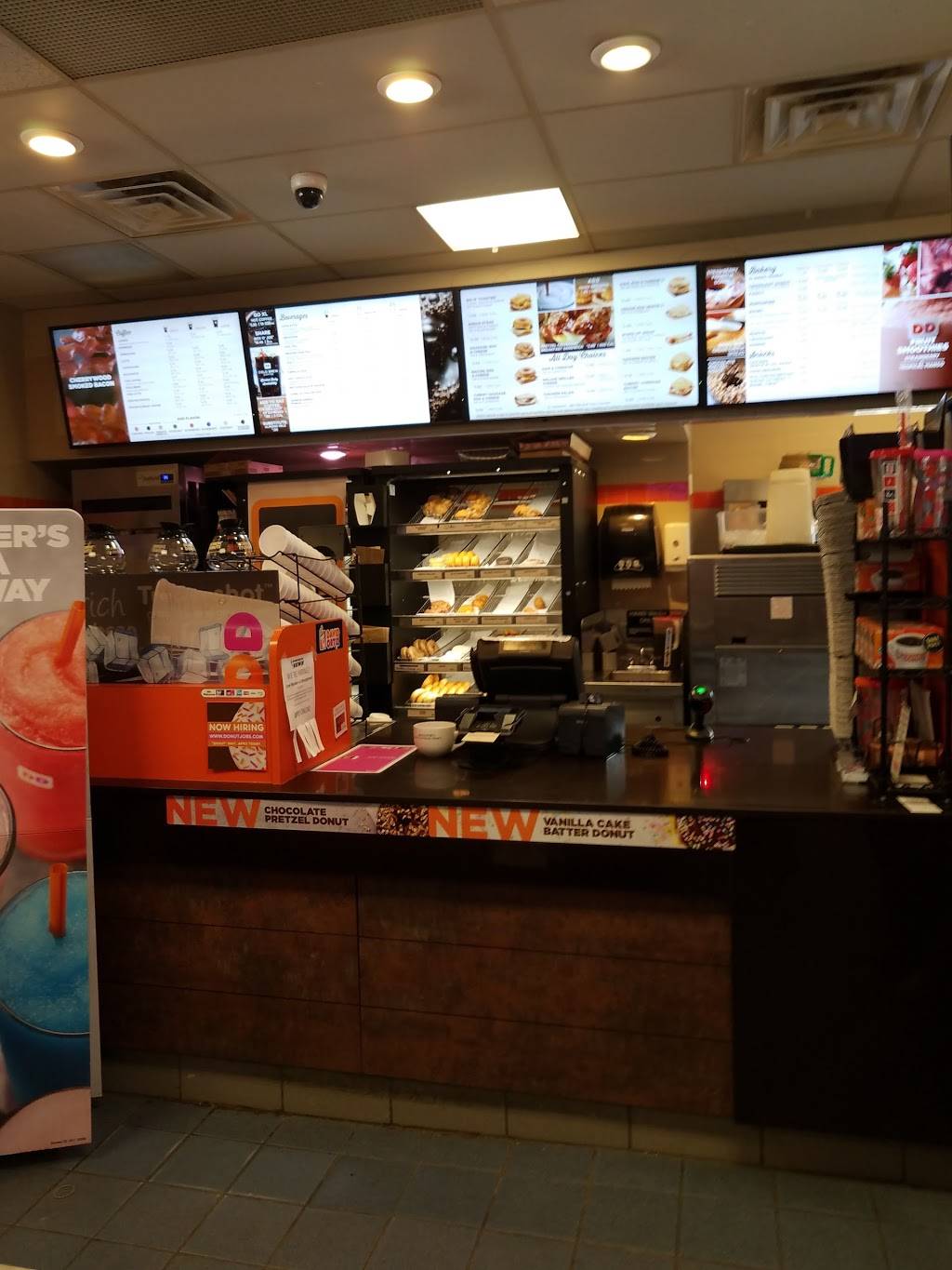 Dunkin | bakery | 1932 Wellington Rd, Manchester, NH 03104, USA | 6036479268 OR +1 603-647-9268