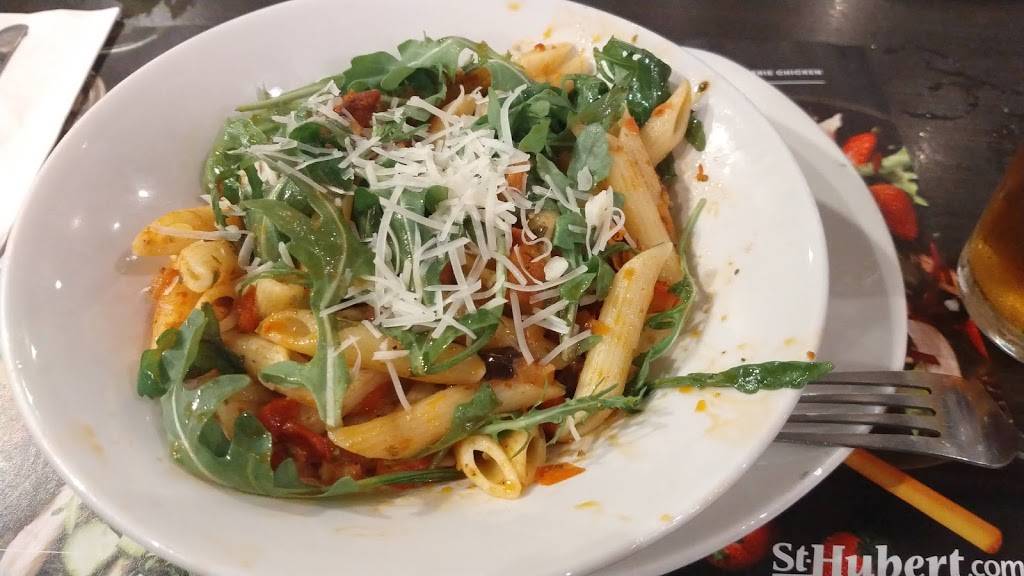 Rôtisserie St-Hubert | restaurant | 705 Brookdale Ave, Cornwall, ON K6J 5C6, Canada | 6139374644 OR +1 613-937-4644