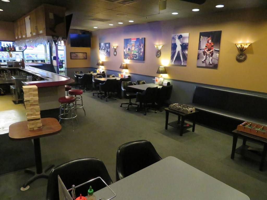 The 7 10 Bar | restaurant | 6210 200th St SW, Lynnwood, WA 98036, USA | 4257783133 OR +1 425-778-3133