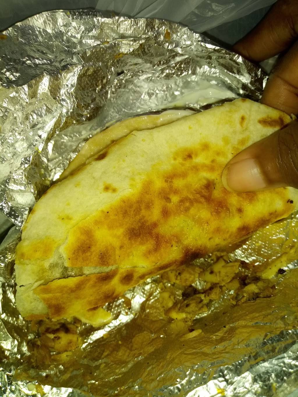 Vee and E Original Jamaican Jerk Chicken | restaurant | 3712 Grant St, Gary, IN 46408, USA | 2195122446 OR +1 219-512-2446