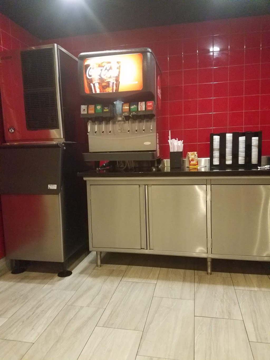 The Halal Guys | restaurant | 906 Chapel St, New Haven, CT 06510, USA | 2036915166 OR +1 203-691-5166