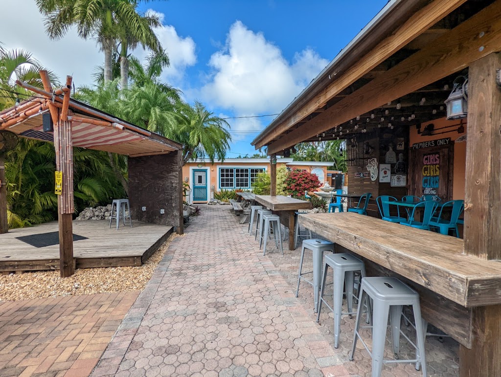 Bobalus Southern Café | restaurant | 301 US-1, Key West, FL 33040, USA | 3052961664 OR +1 305-296-1664