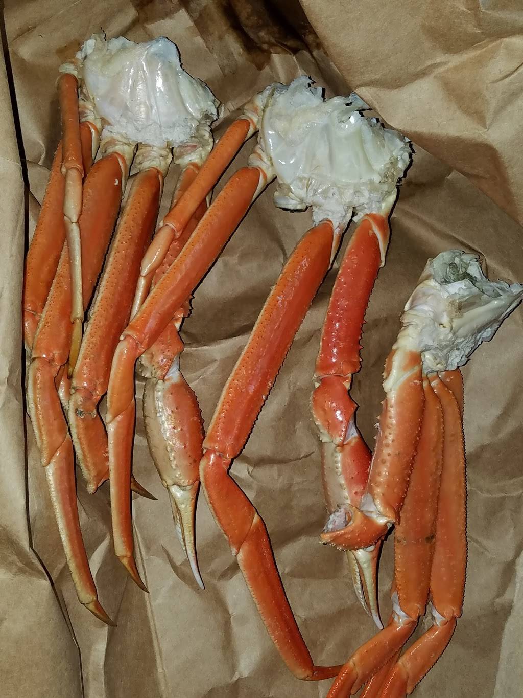 Harbour House Crabs | restaurant | 1170 Eisenhower Blvd, Harrisburg, PA 17111, USA | 7179392008 OR +1 717-939-2008