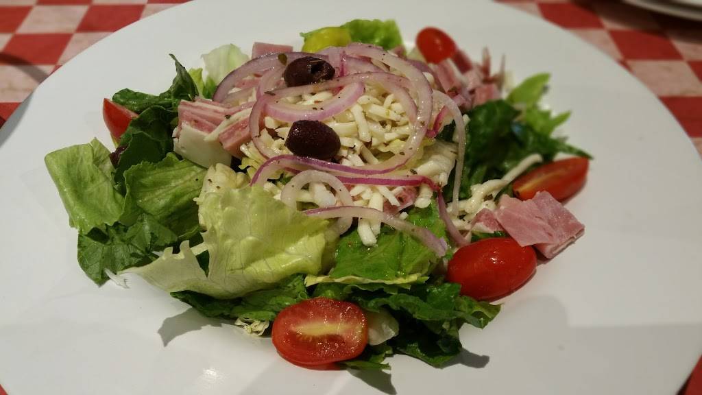 Giannis NY Pizza | meal takeaway | 4925 FL-64, Bradenton, FL 34208, USA | 9418969700 OR +1 941-896-9700