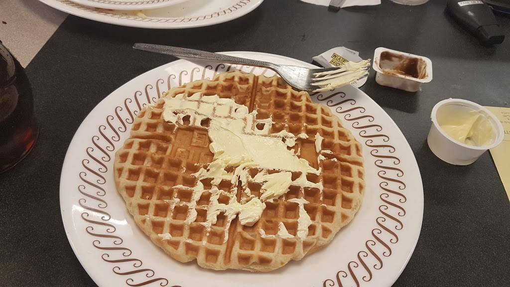 Waffle House | meal takeaway | 1910 N Collins Rd, Arlington, TX 76011, USA | 8172746021 OR +1 817-274-6021