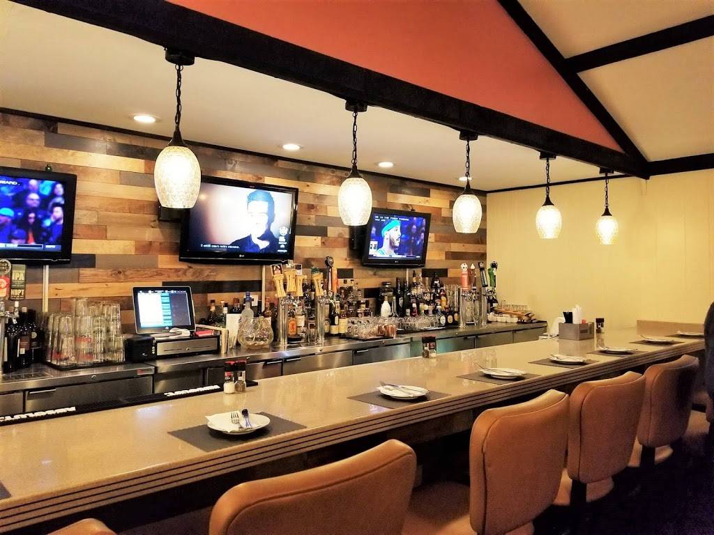 Luccas American Kitchen | restaurant | 428 Lancaster St, Leominster, MA 01453, USA | 9785377100 OR +1 978-537-7100