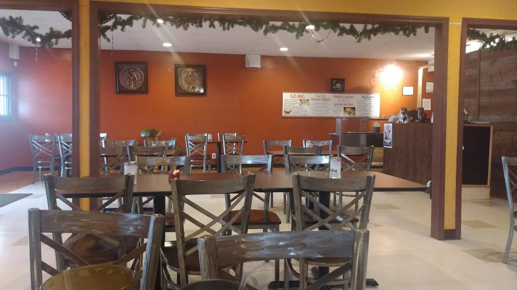 la luna azul mexican restaurant | restaurant | 2433 Austin Hwy, San Antonio, TX 78218, USA | 2107767977 OR +1 210-776-7977