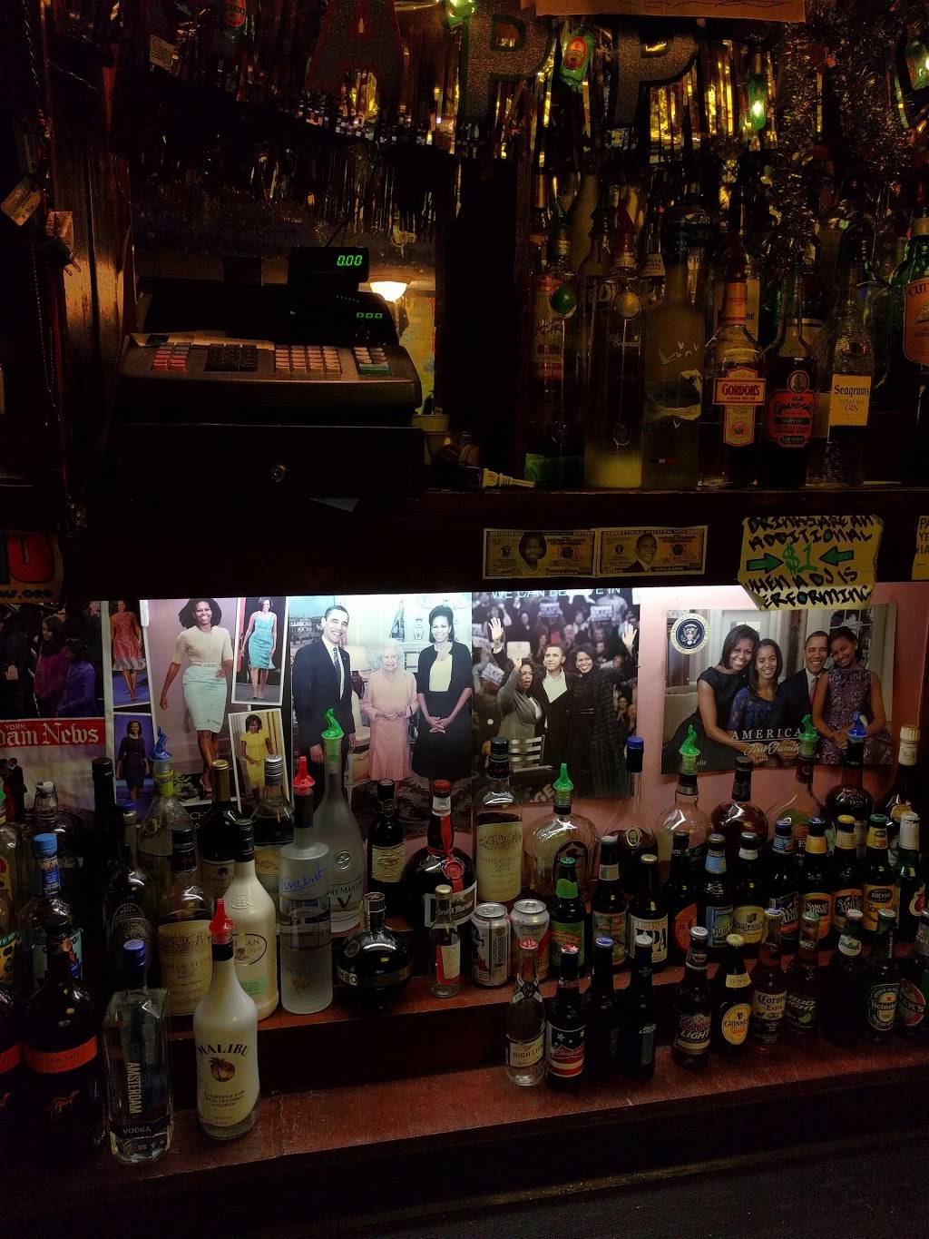 Tiptop Bar & Grill | restaurant | 432 Franklin Ave, Brooklyn, NY 11238, USA | 7188579744 OR +1 718-857-9744