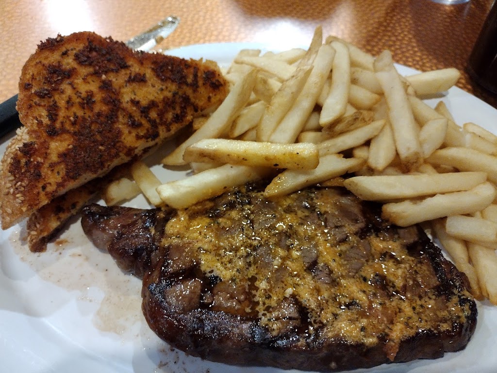 Binions Cafe | restaurant | 128 E Fremont St, Las Vegas, NV 89101, USA | 7023821600 OR +1 702-382-1600