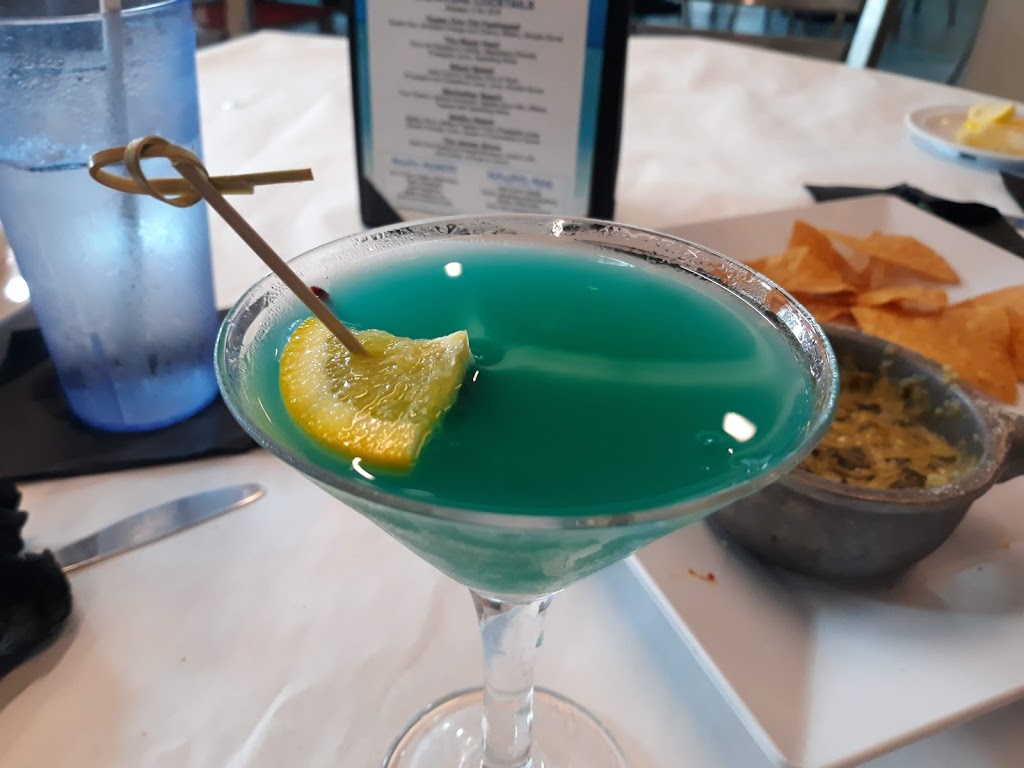 Ocean One Bar & Grille | restaurant | 1801 Way Pointe Pl, Dania Beach, FL 33004, USA | 7547321325 OR +1 754-732-1325