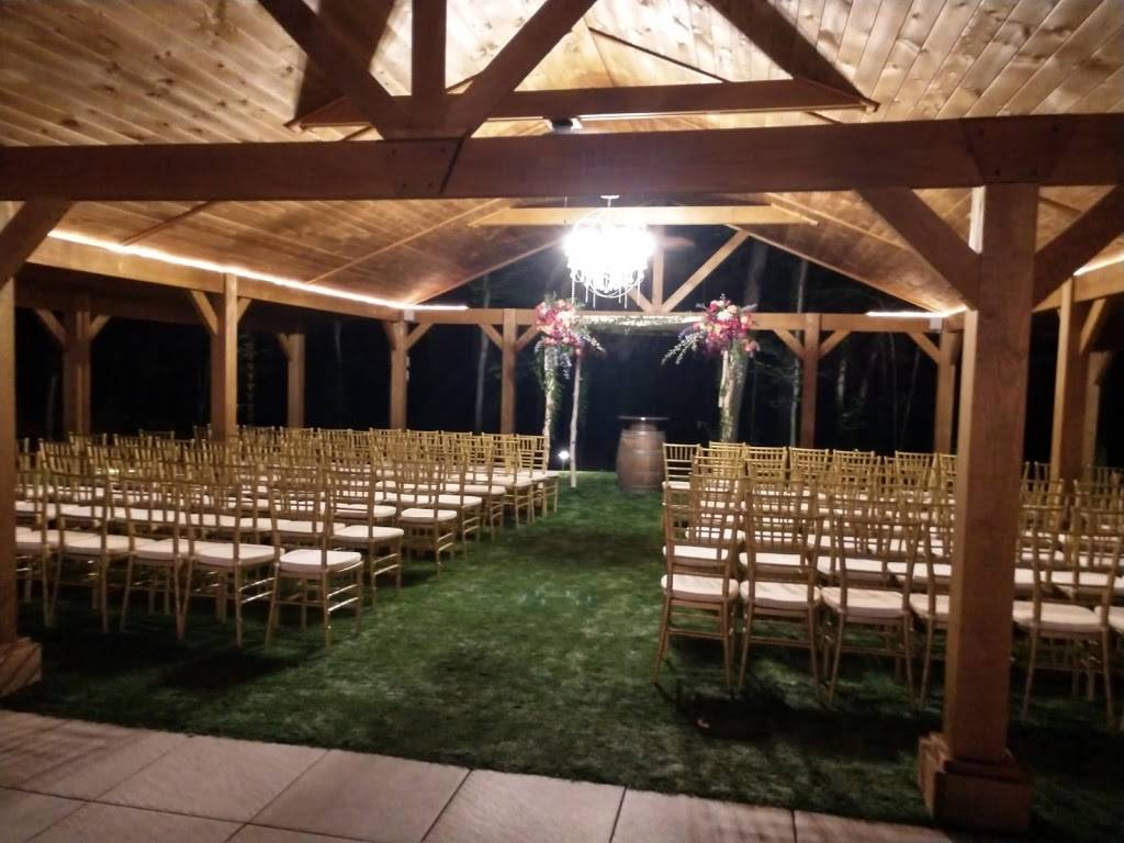 Sapphire Creek Winery & Gardens | restaurant | 16965 Park Cir Dr, Chagrin Falls, OH 44023, USA | 4405437777 OR +1 440-543-7777