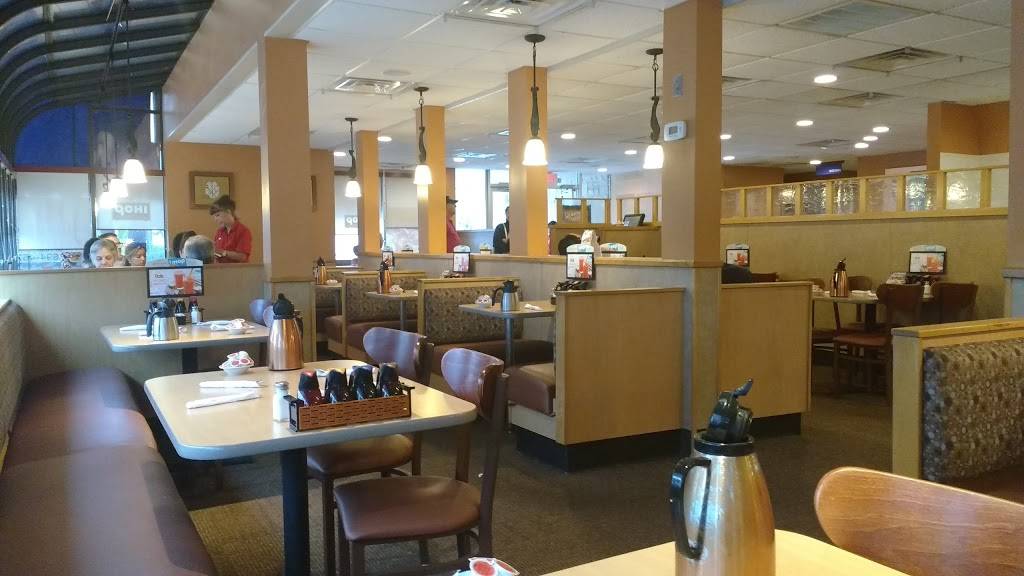 IHOP | restaurant | 1921 Davis Blvd, Naples, FL 34104, USA | 2397930704 OR +1 239-793-0704