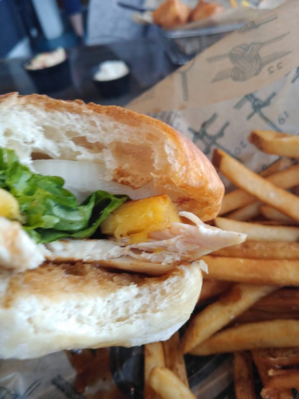 The Hook Lakeside Grill | restaurant | 201 S Huron Ave, Mackinaw City, MI 49701, USA | 2314366124 OR +1 231-436-6124