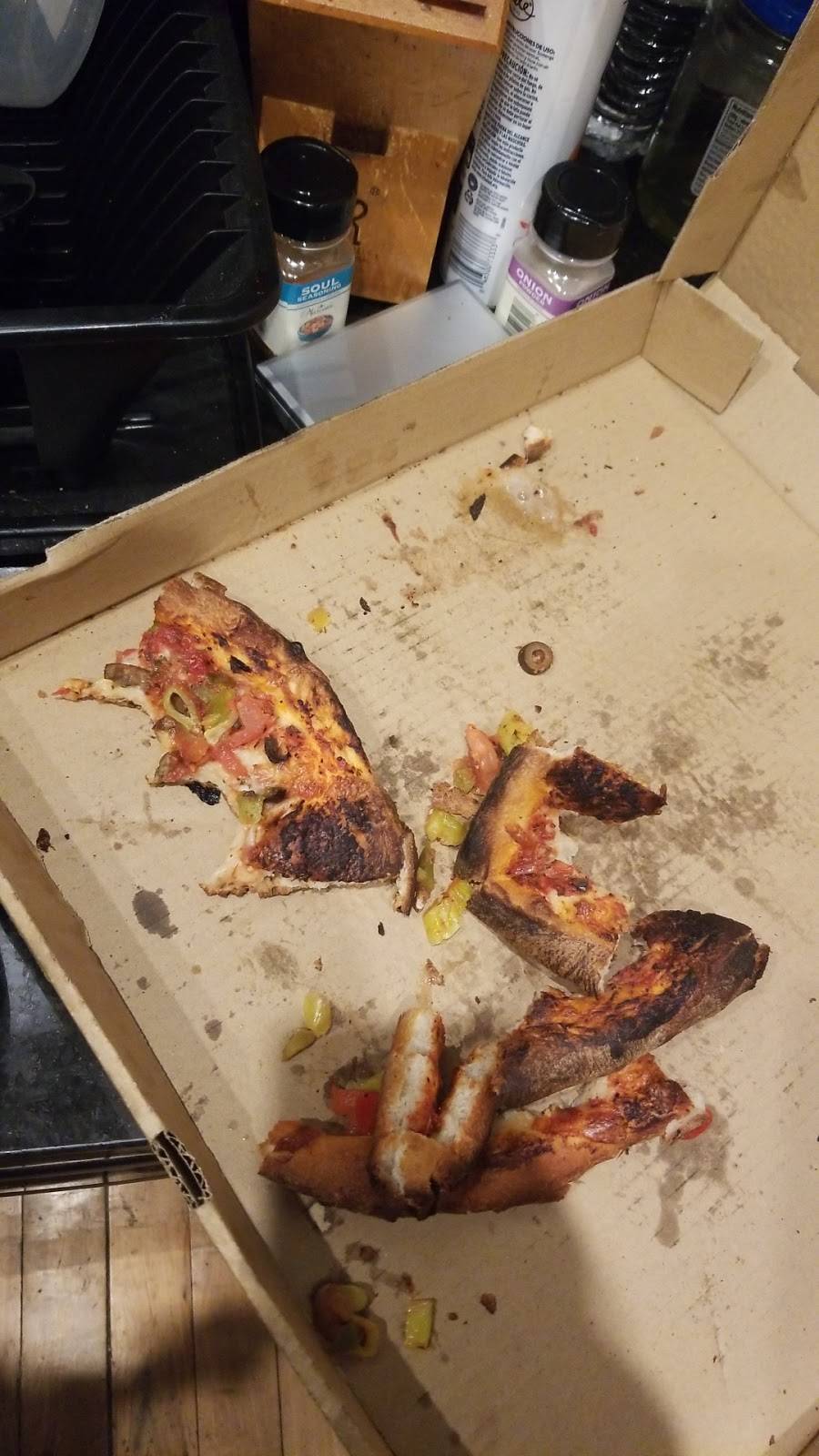 Lucky pizza | restaurant | 1450 W Wythe St, Petersburg, VA 23803, USA | 8047326003 OR +1 804-732-6003