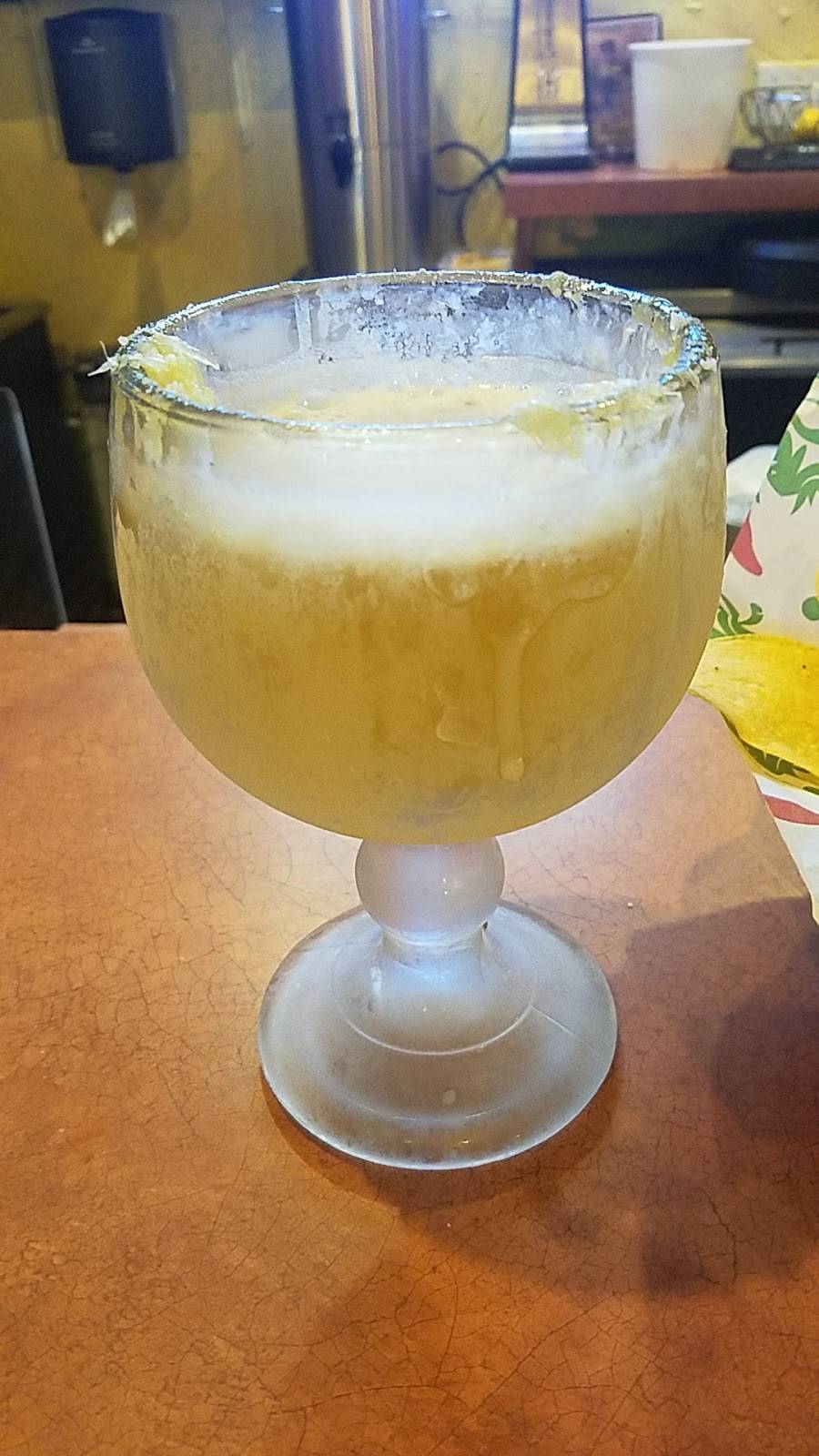 Carlitos Cafe | restaurant | 622 NW 32nd St, Newcastle, OK 73065, USA | 4053873500 OR +1 405-387-3500