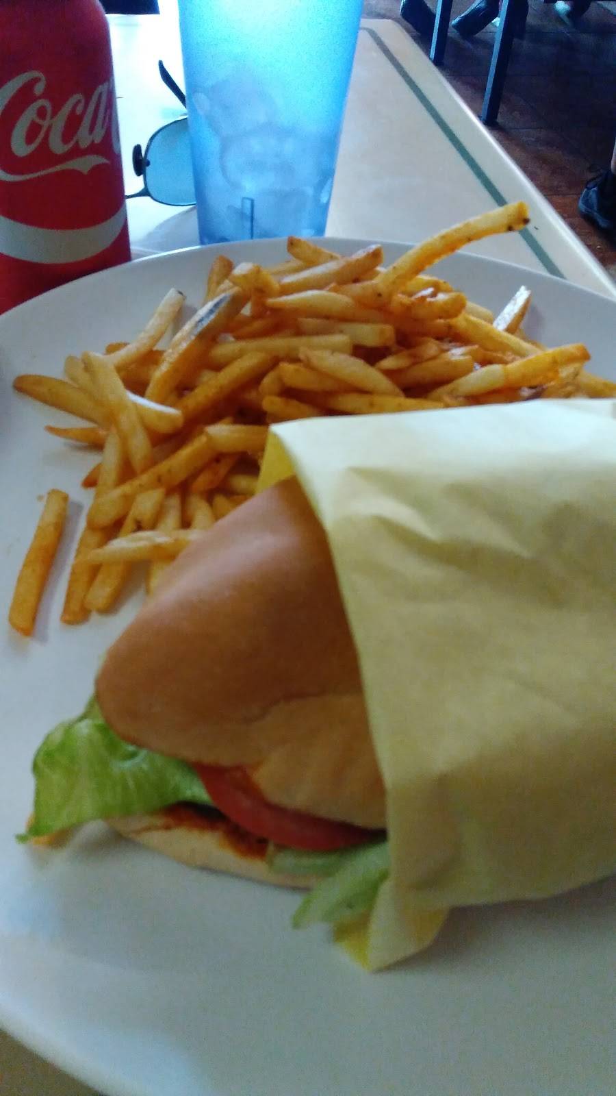 Monarca Pasta & Grill | restaurant | 2703 S Vermont Ave, Los Angeles, CA 90007, USA | 3237318149 OR +1 323-731-8149