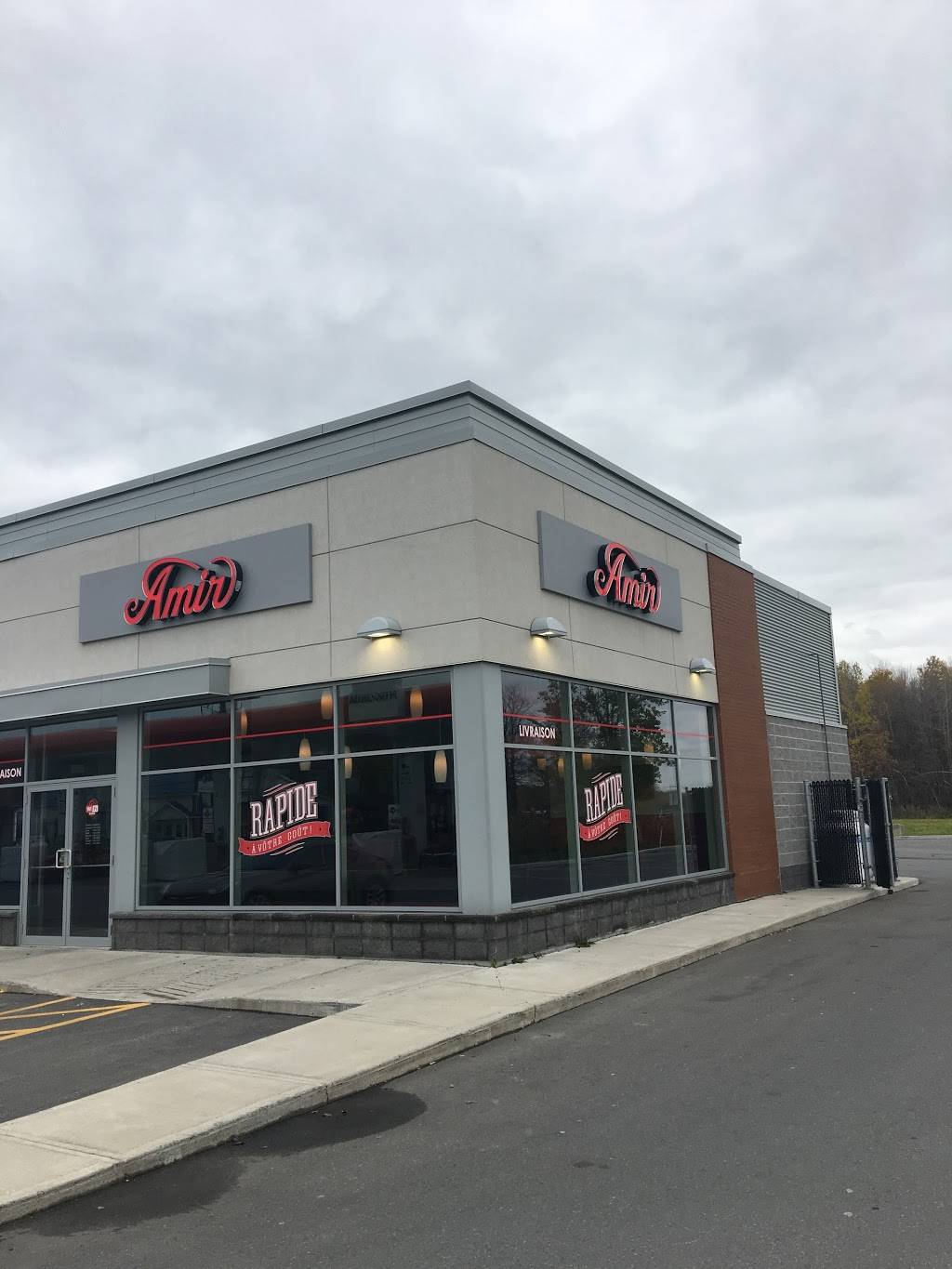 Amir les coteaux | restaurant | 344 Montée du Comté, Les Coteaux, QC J7X 1A8, Canada | 4502177904 OR +1 450-217-7904